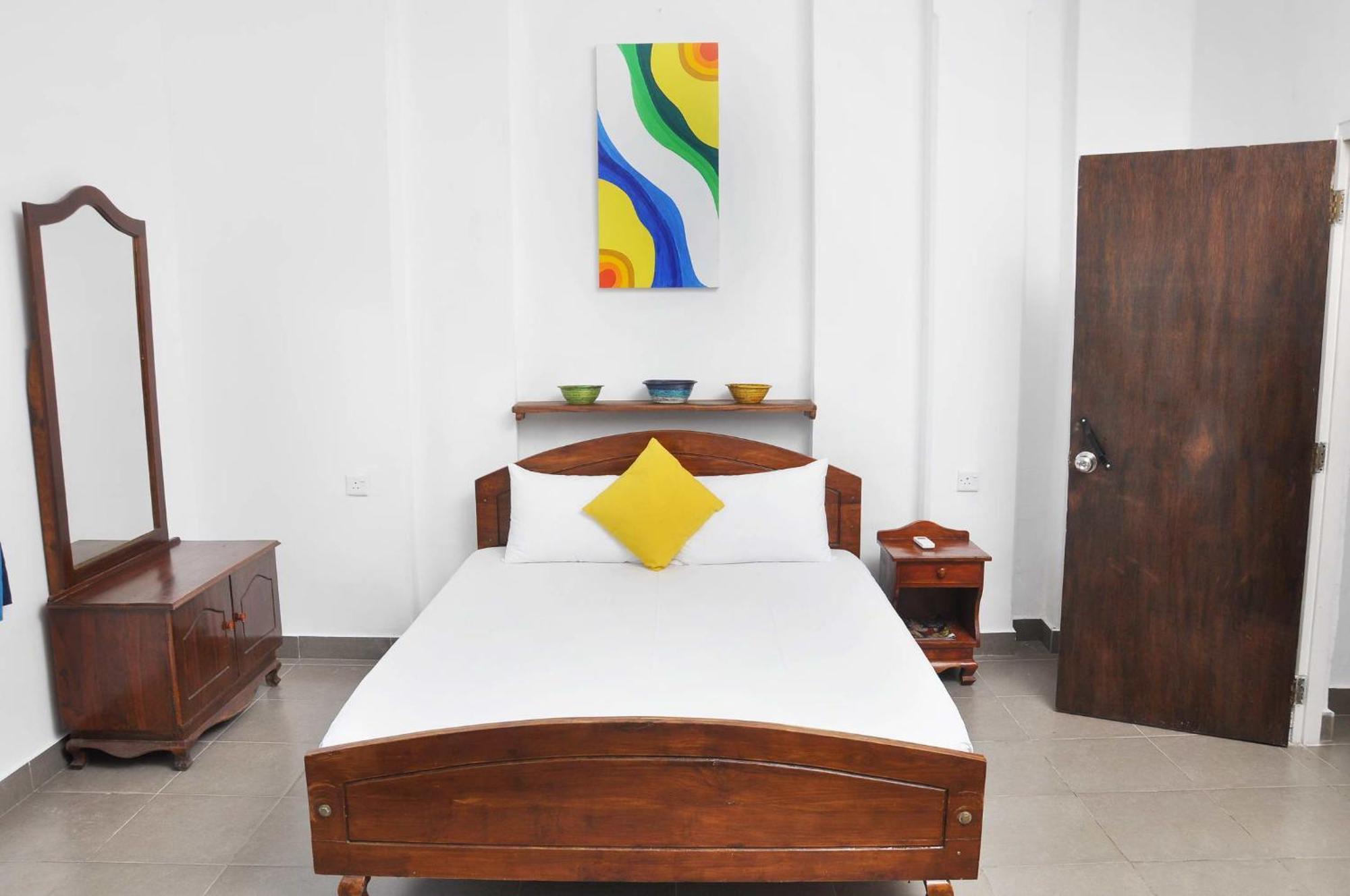 Sea View Hotel Kolombo Bagian luar foto