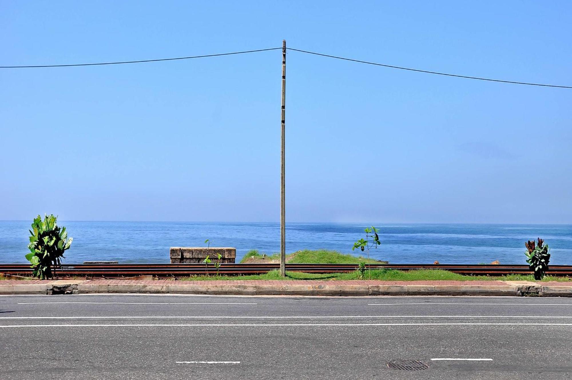 Sea View Hotel Kolombo Bagian luar foto
