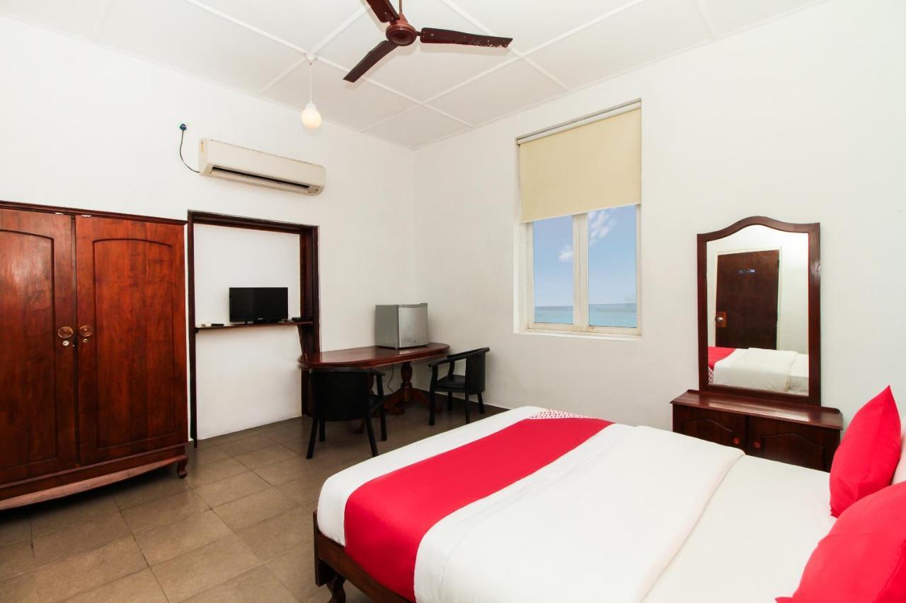 Sea View Hotel Kolombo Bagian luar foto