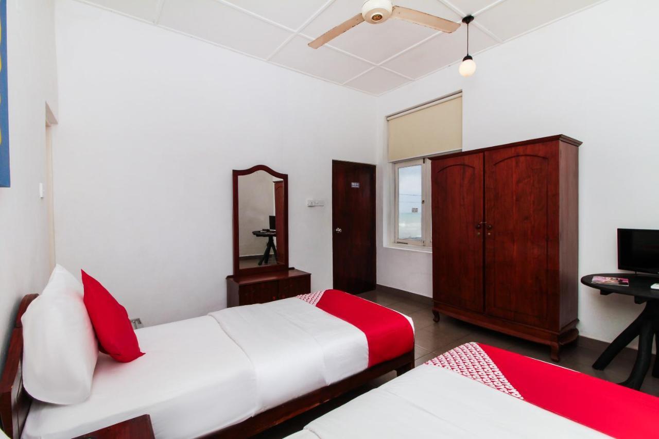 Sea View Hotel Kolombo Bagian luar foto